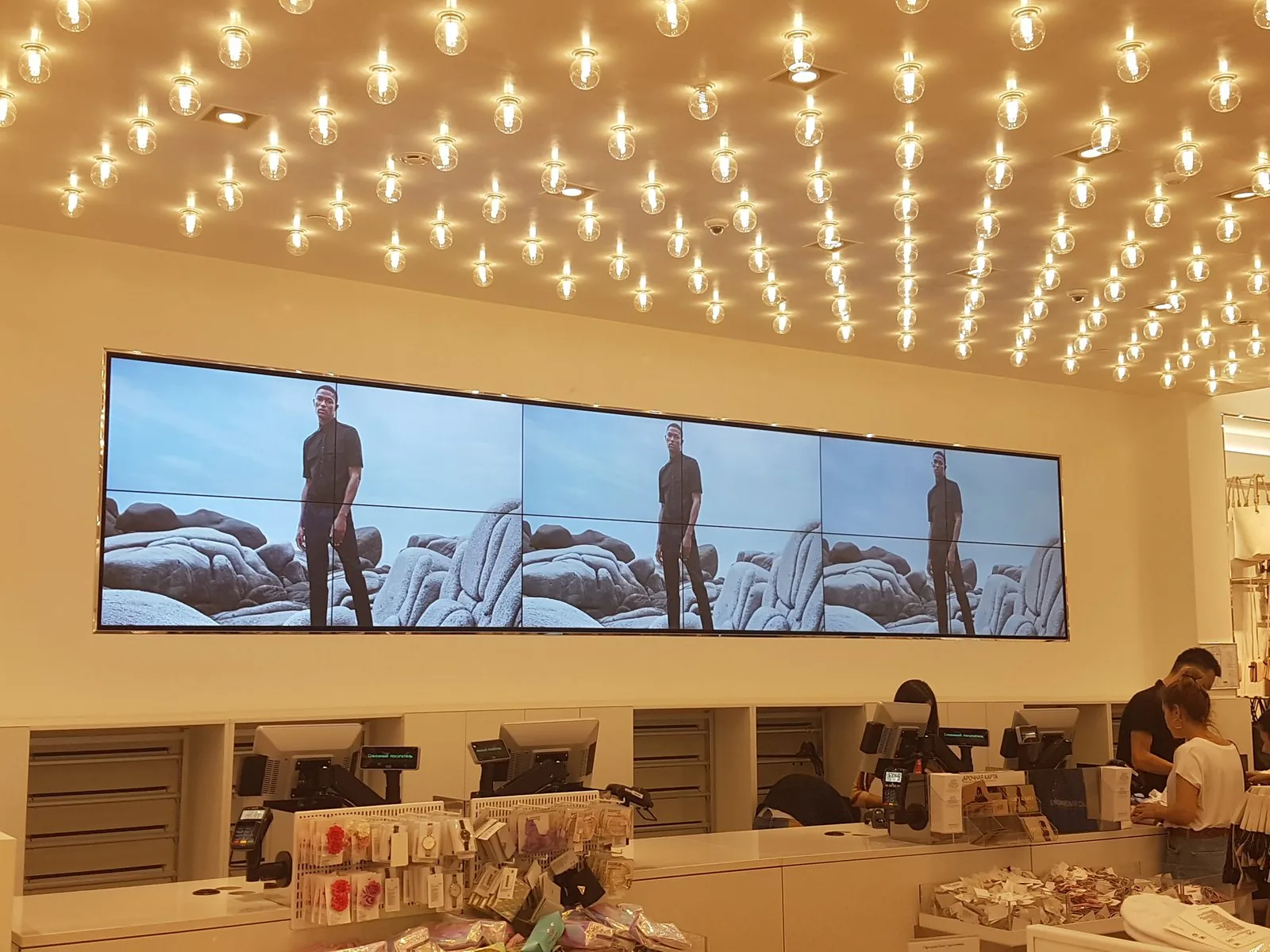 LED экран на выставке EXPO-2017