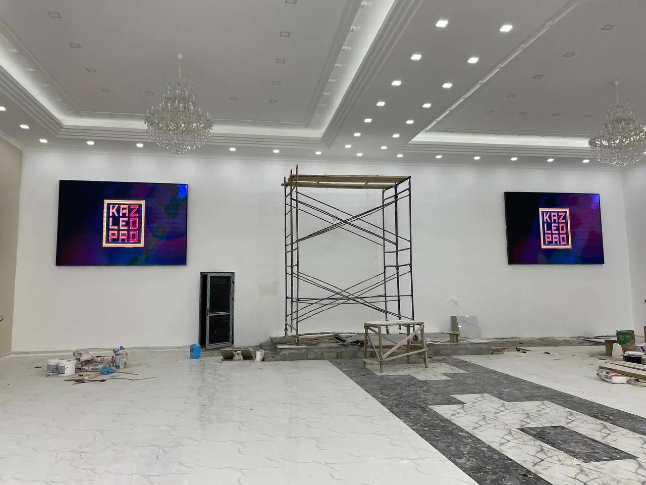 LED экран в банкетном зале «Ясы»