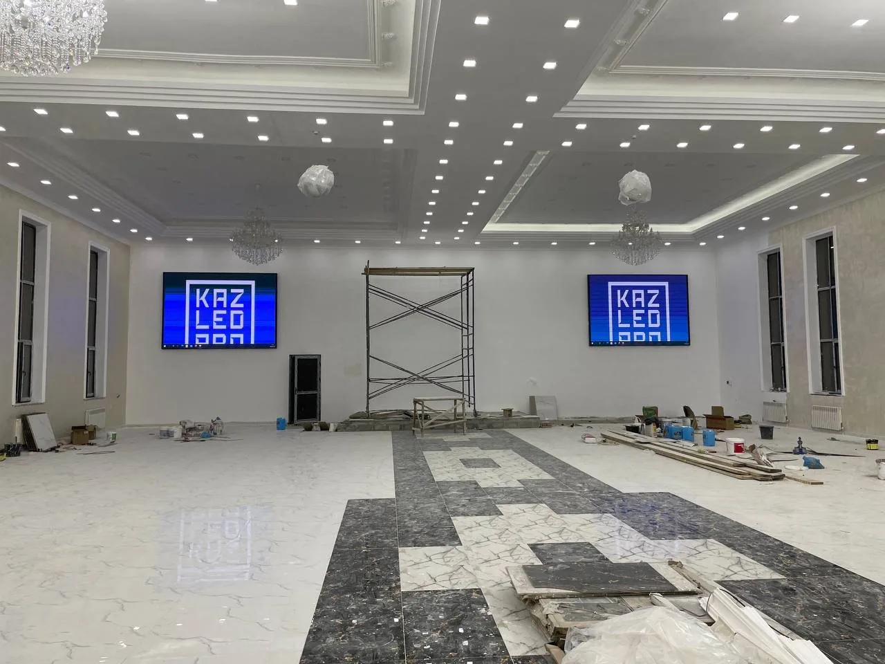 LED экран в банкетном зале «Ясы»