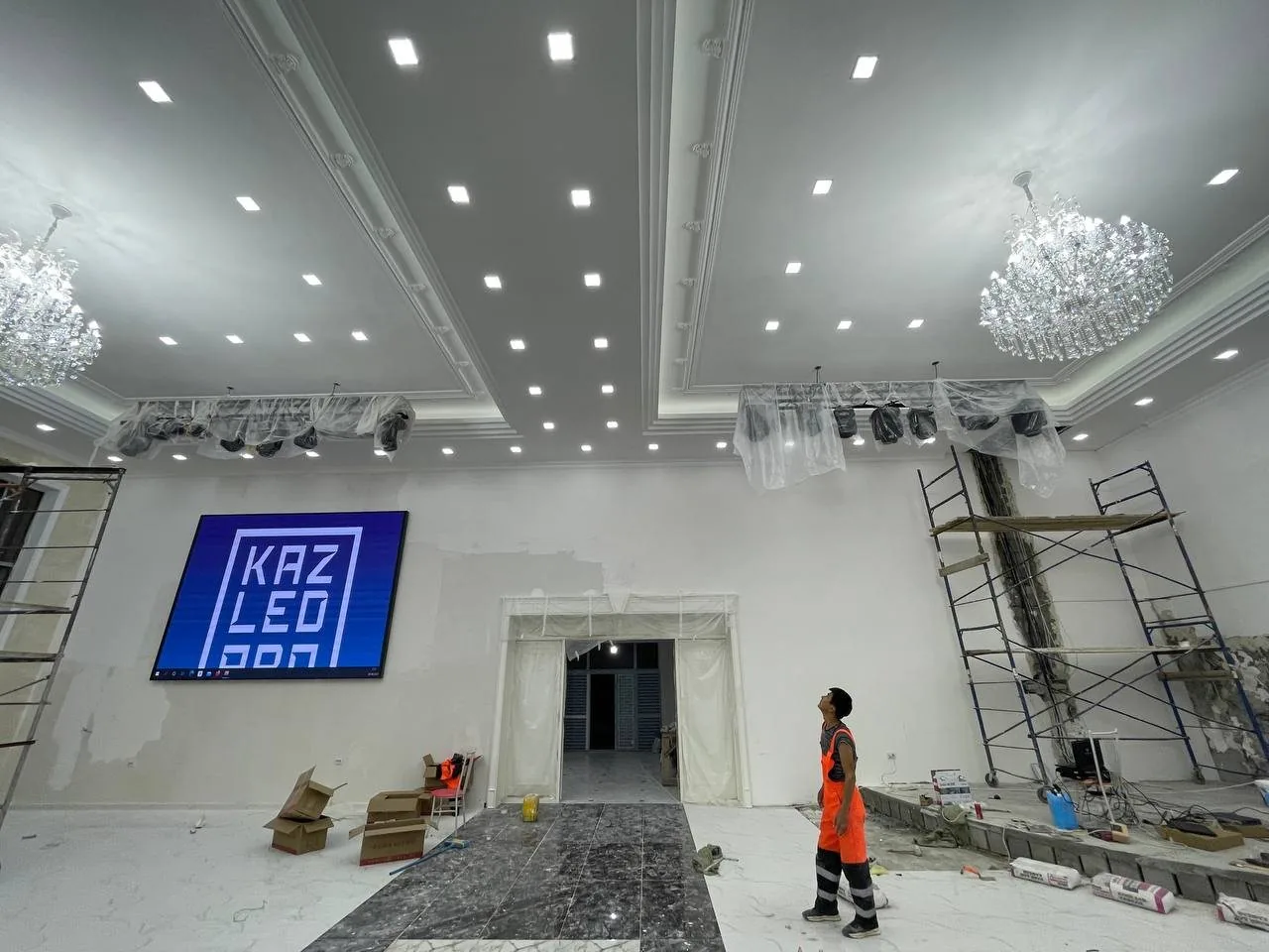 LED экран в банкетном зале «Ясы»