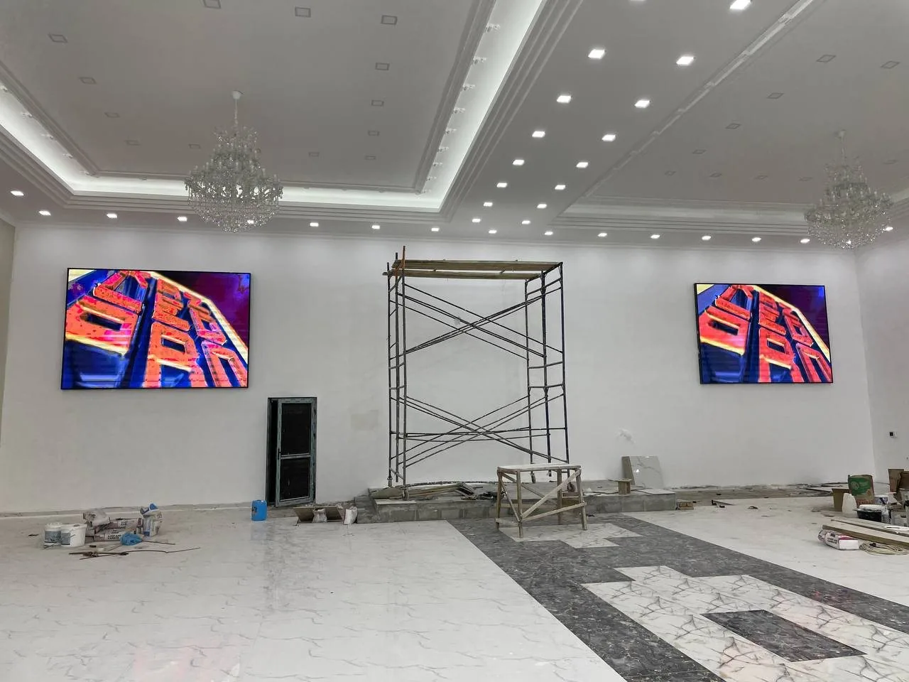 LED экран в банкетном зале «Ясы»