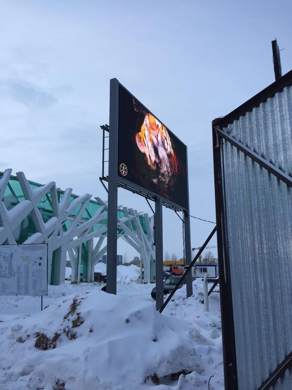 LED экран в Базис Астана