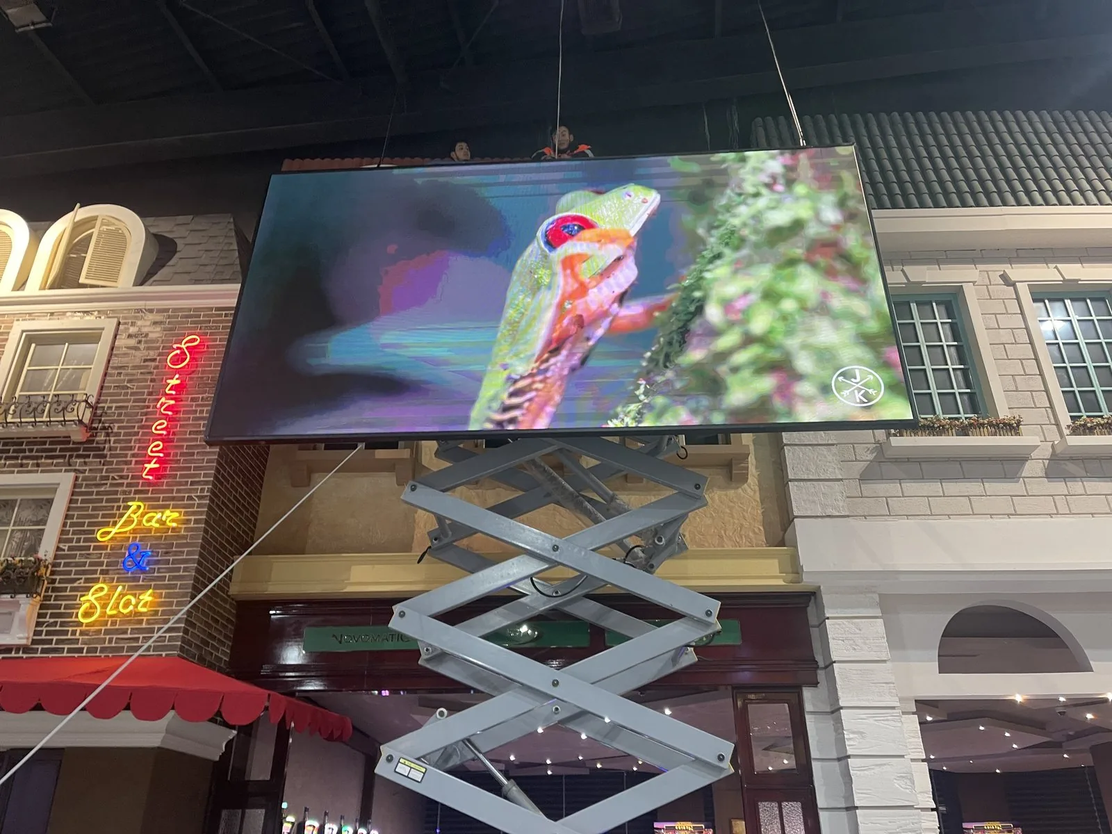 LED экран в Casino Montana