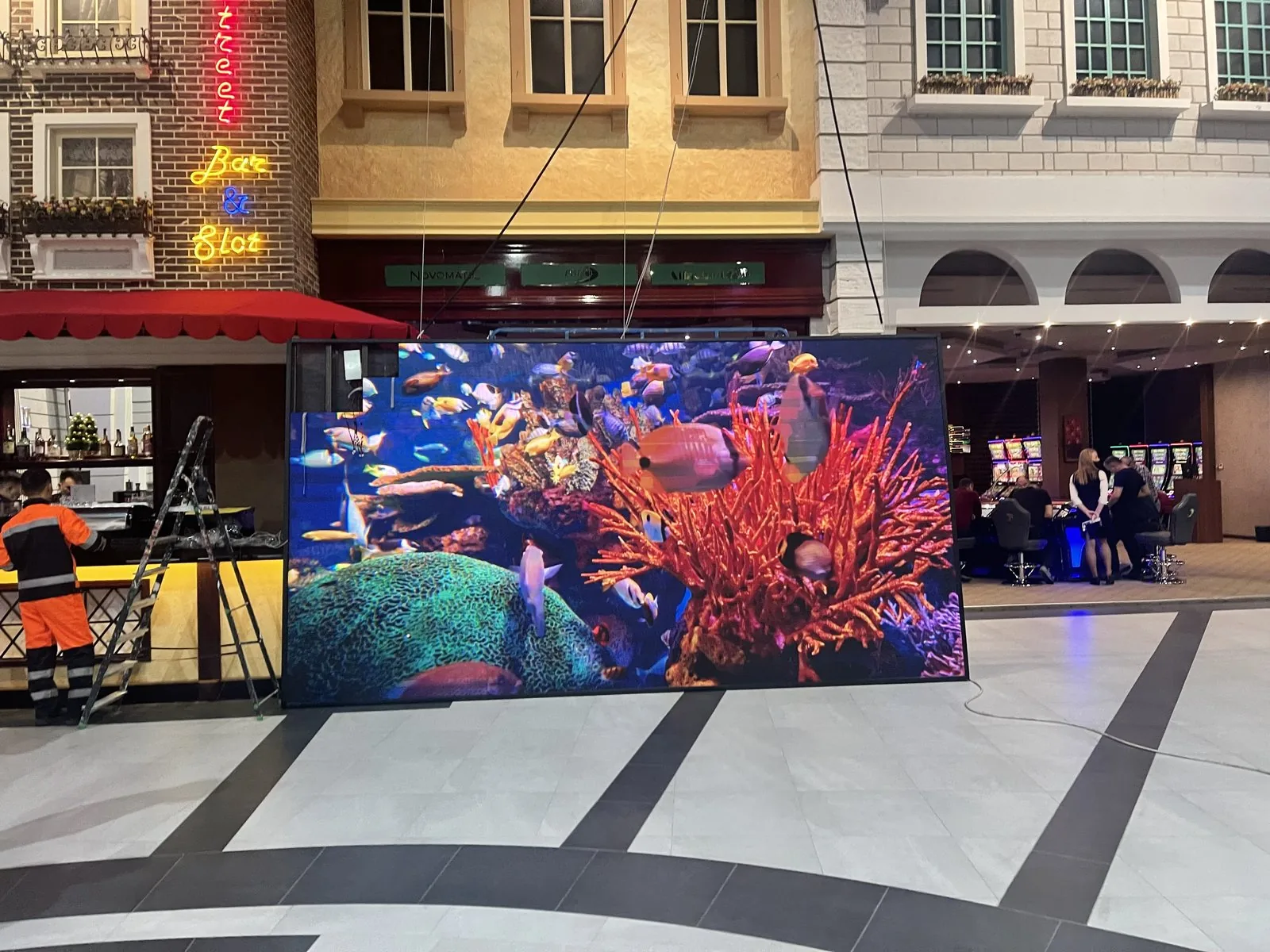 LED экран в Casino Montana