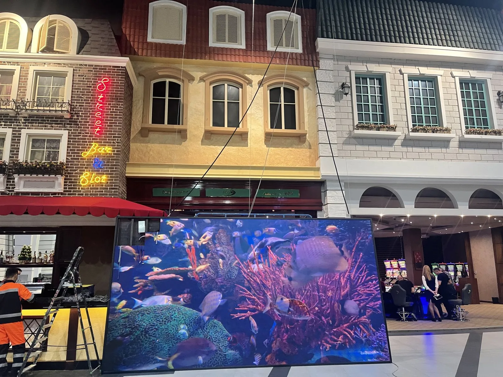 LED экран в Casino Montana