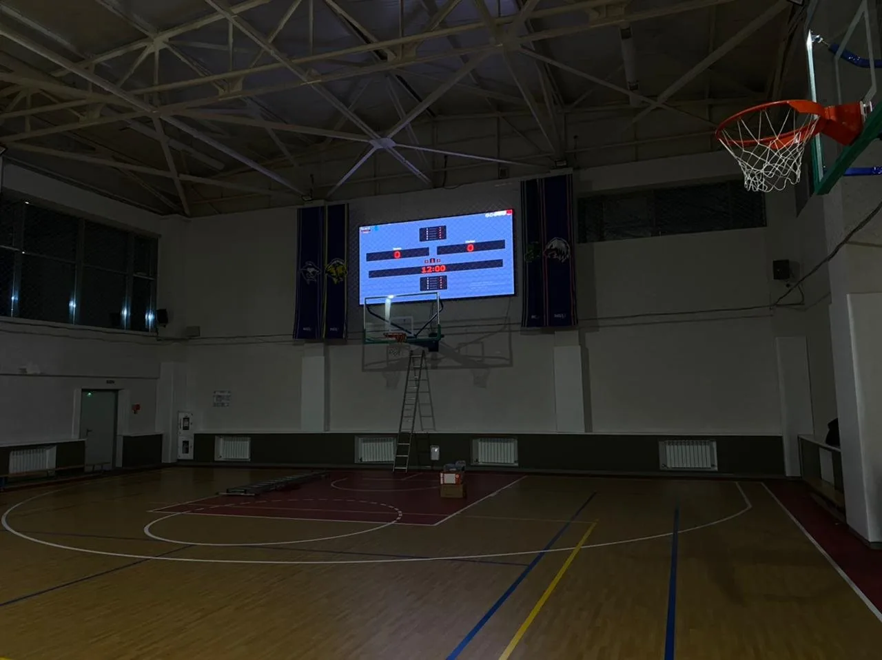 LED экран в частной школе NGS