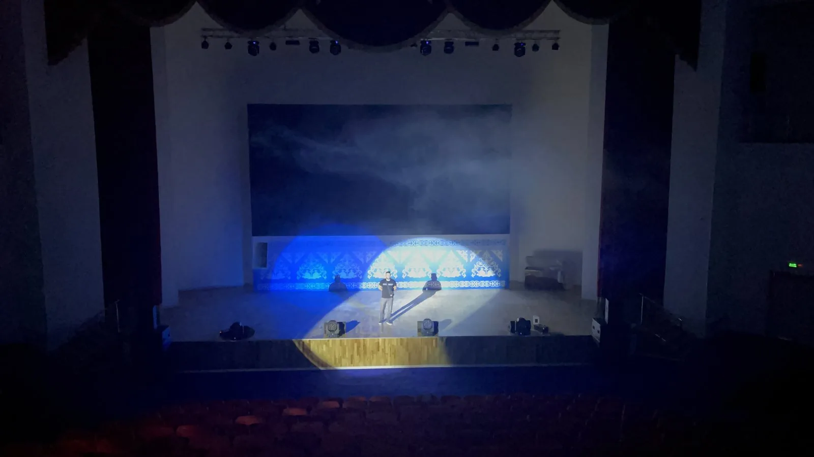 LED экран в ДДЮ Караганда