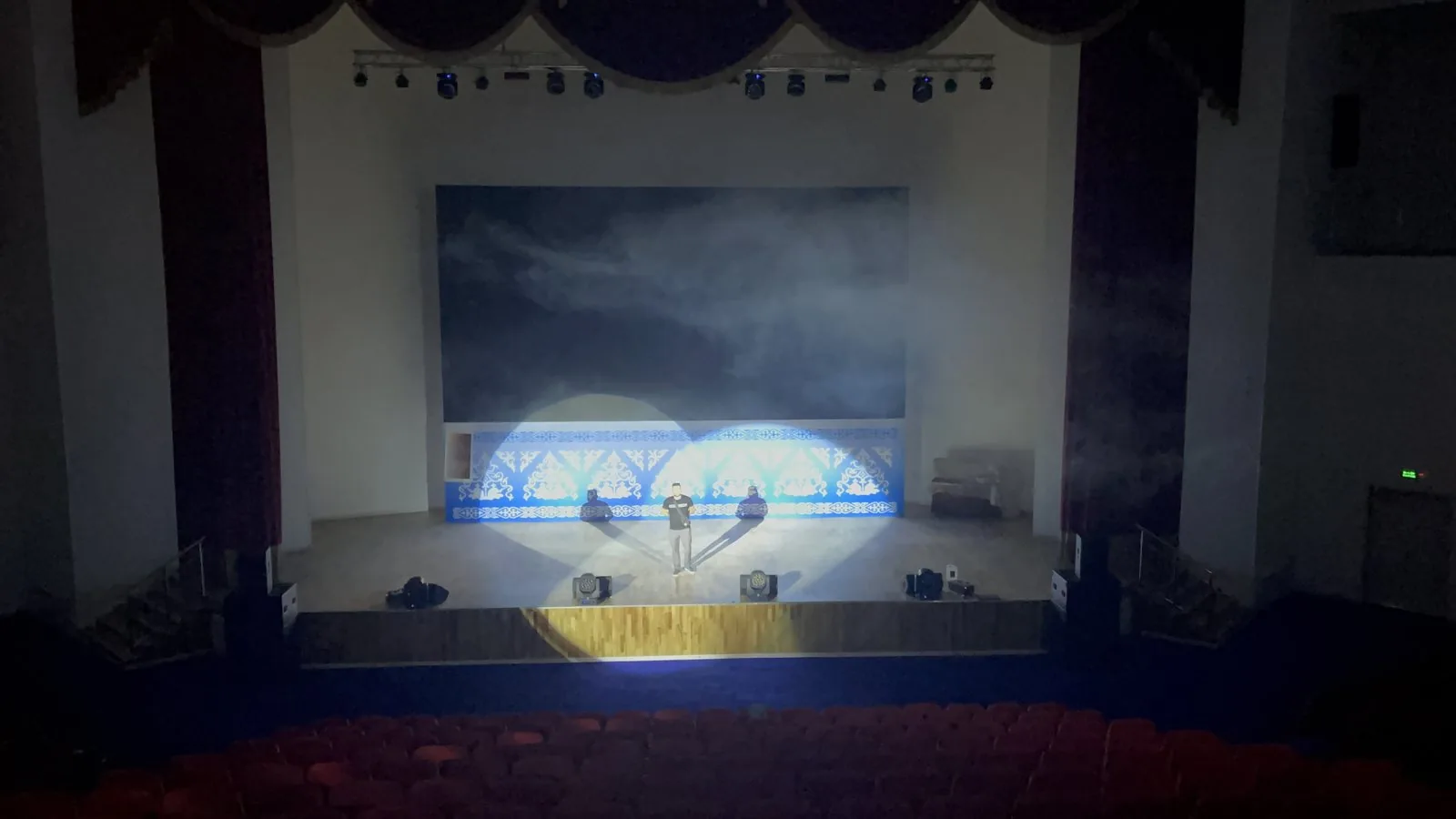 LED экран в ДДЮ Караганда