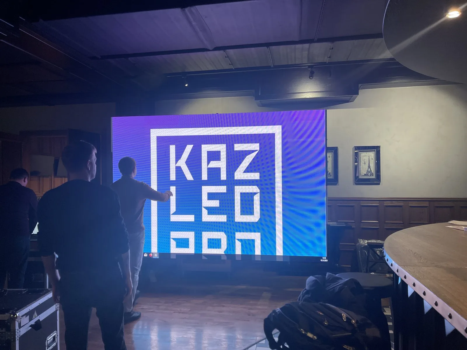 LED экран в ресторане «Клуб Т»