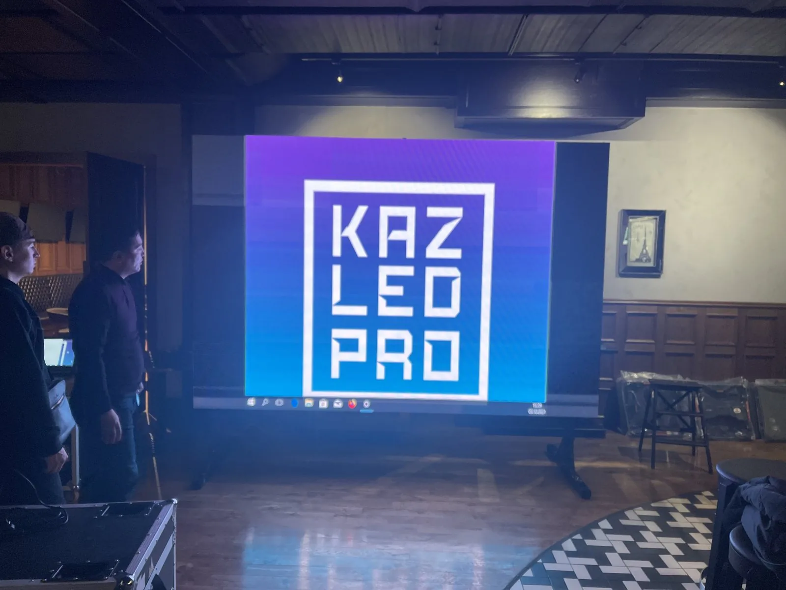 LED экран в ресторане «Клуб Т»