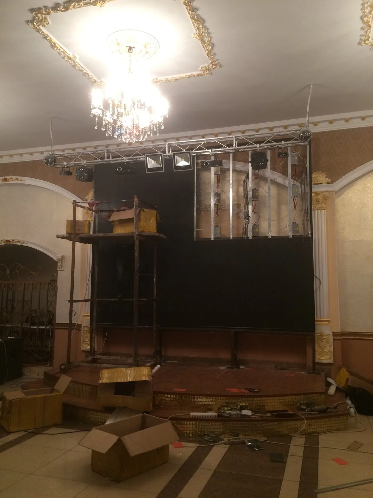LED экран в ресторане, Семей