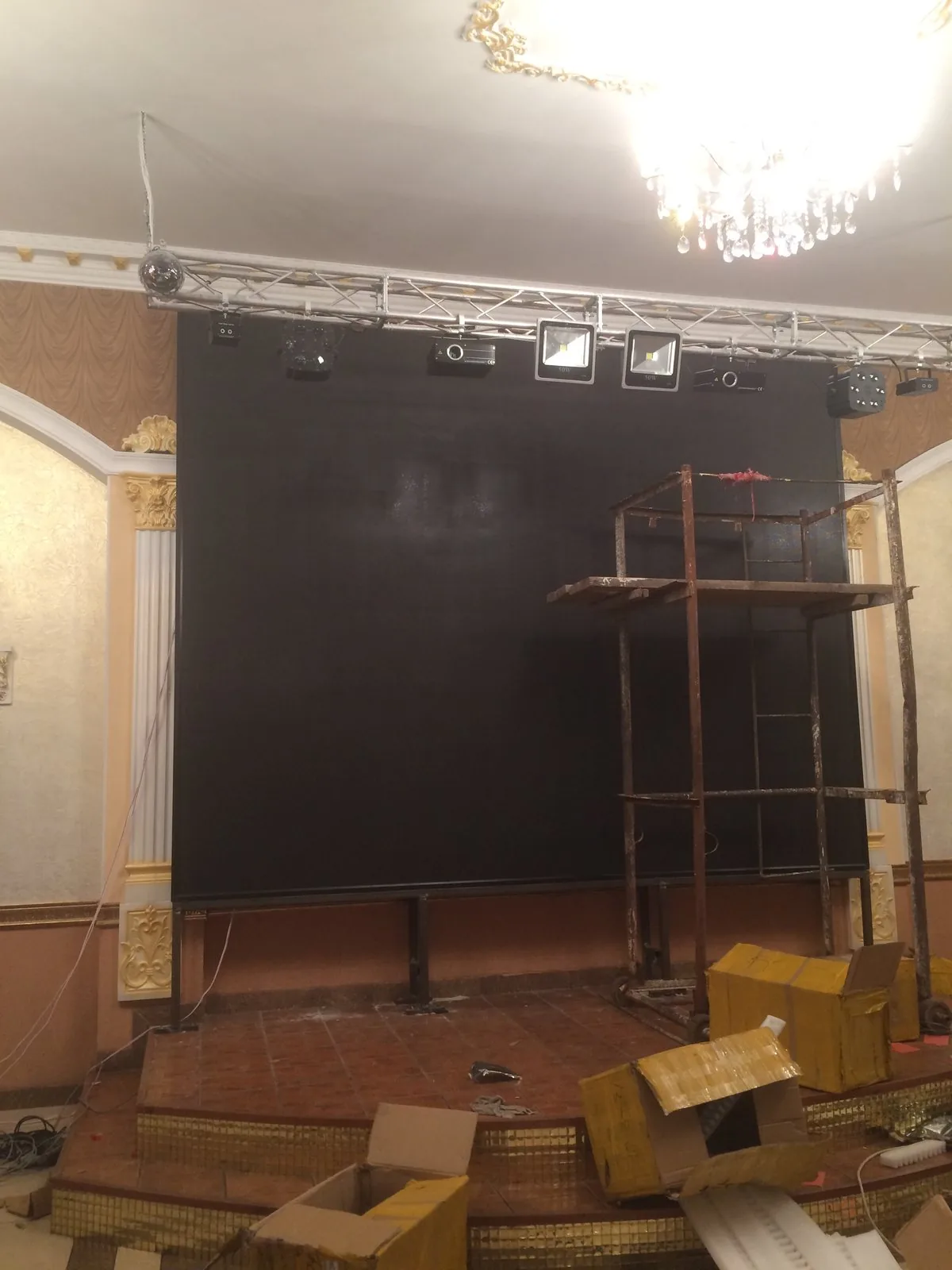 LED экран в ресторане, Семей