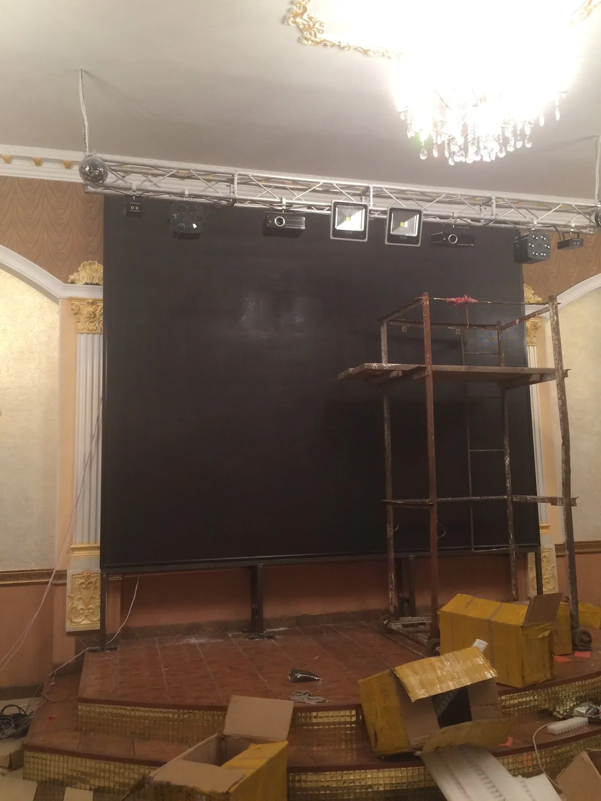 LED экран в ресторане, Семей
